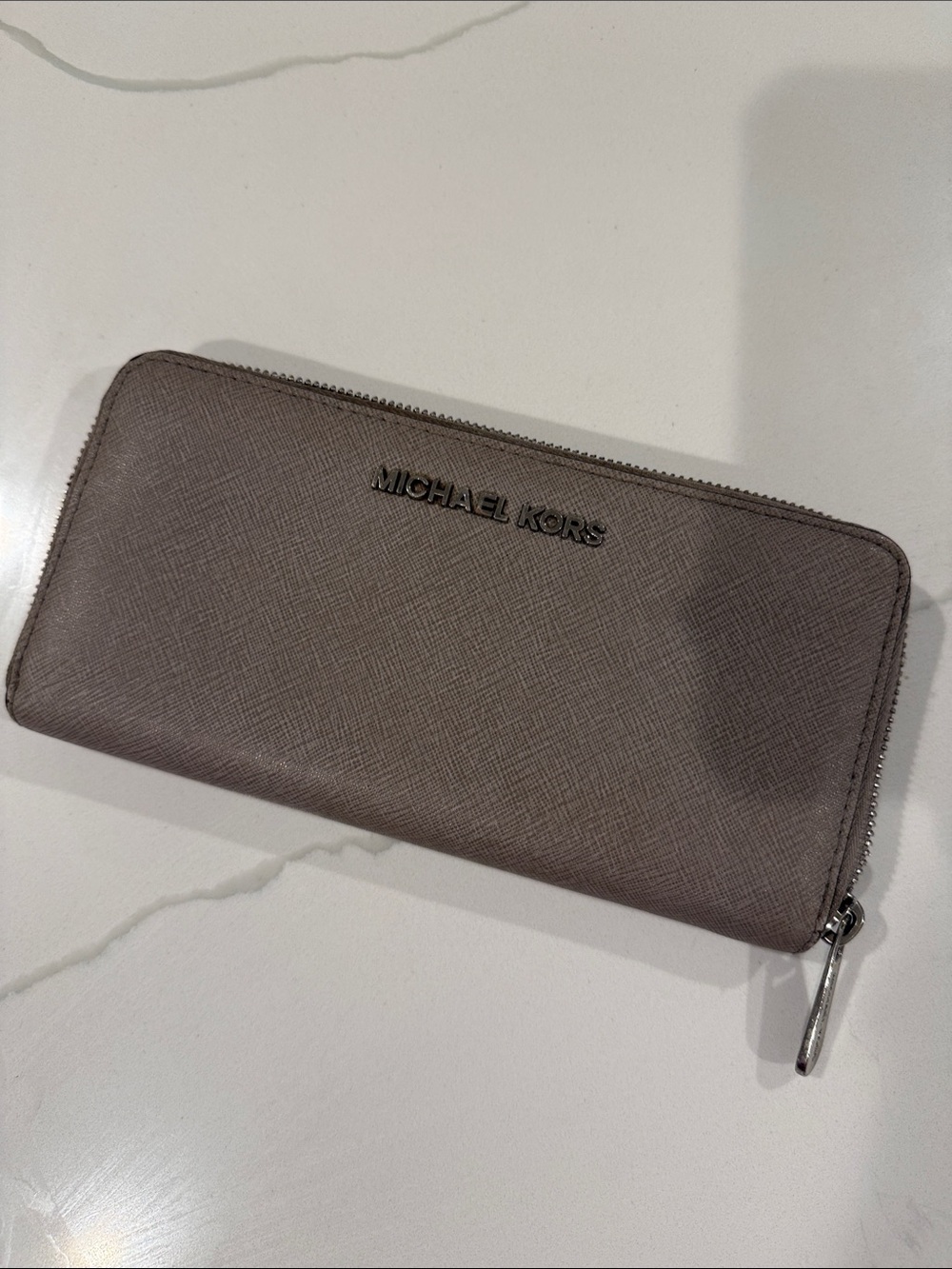 Michael Kors Men's Zip Wallet - Taupe Gray